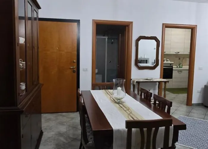 アパート Bee House ボーザ